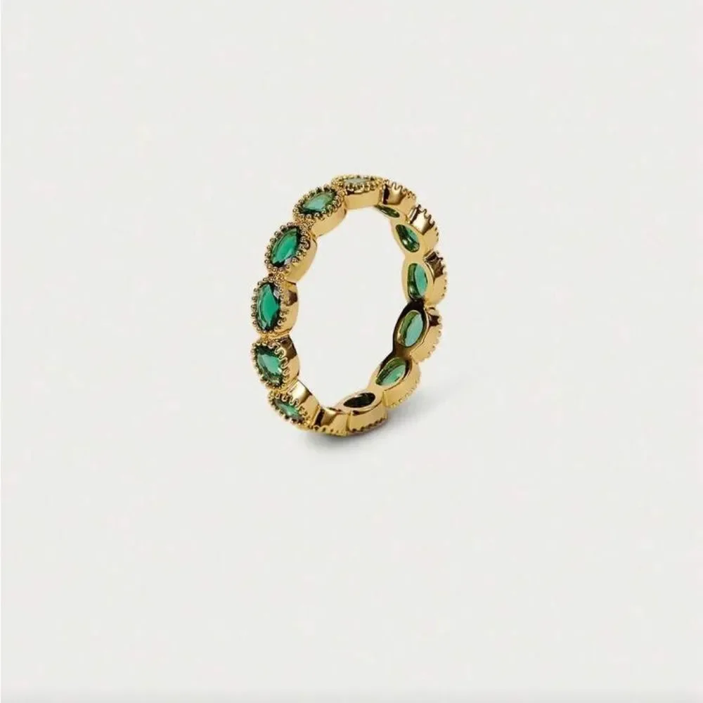 Green Gemstone Ring Q504